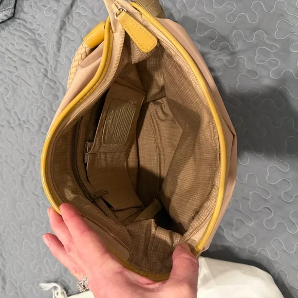 Brighton Tan Nylon Crossbody Shoulder Bag 🤎✨ w/ Dust Bag & Heart Charm - Picture 5 of 10